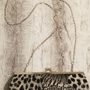 Dark Grey Leopard Fashion Clutch Purses w/ Ch…